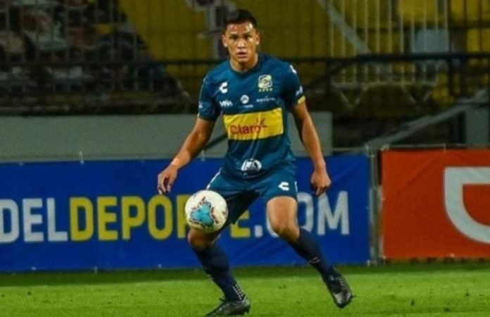 Denil Maldonado, defensa central del Everton